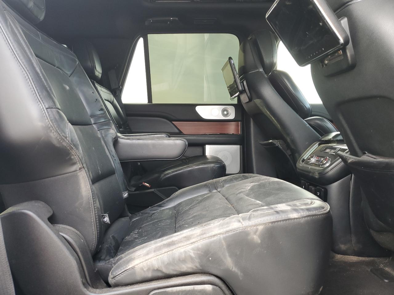 2019 Lincoln Navigator Reserve VIN: 5LMJJ2LTXKEL17379 Lot: 92895635