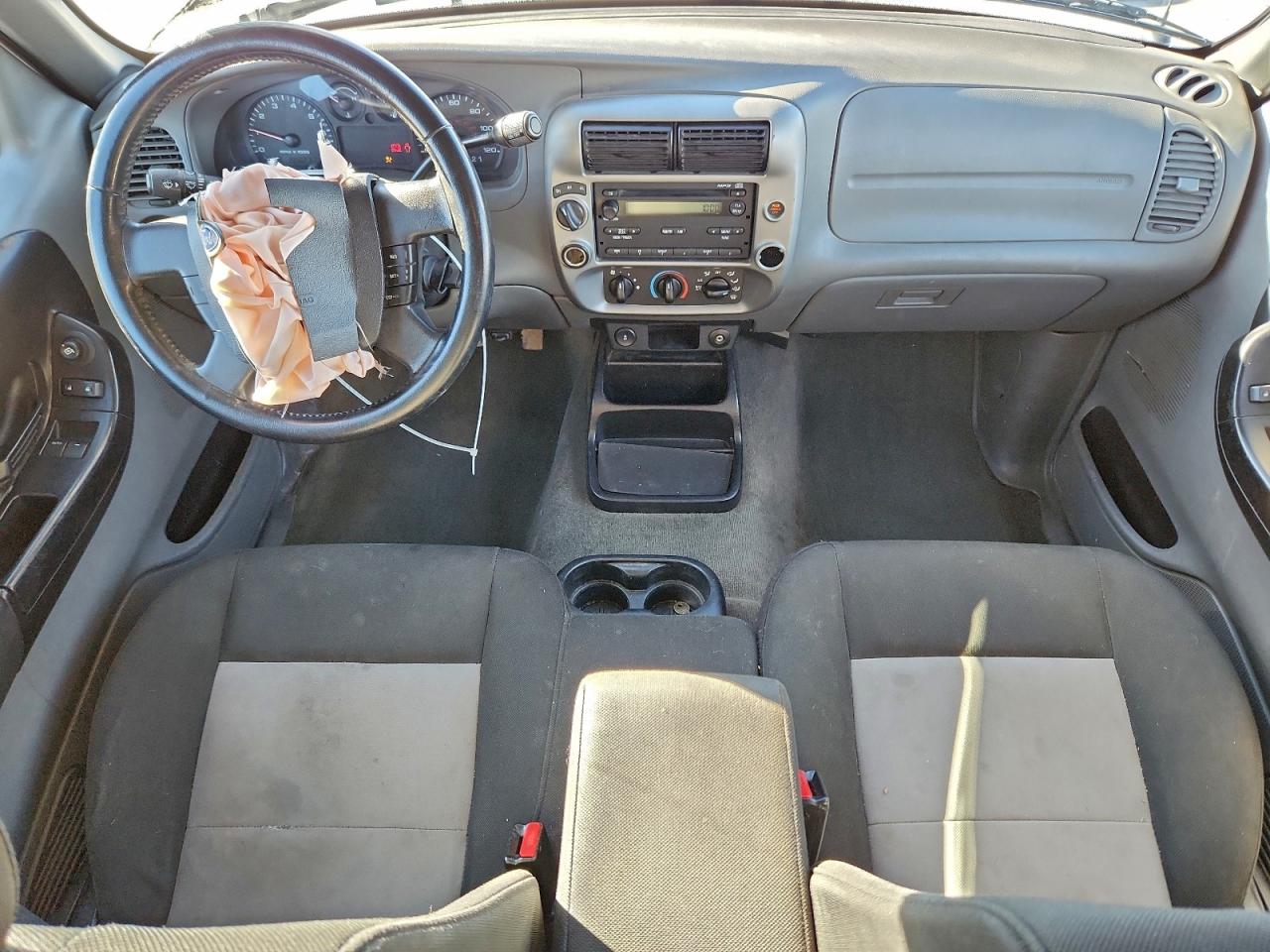 2011 Ford Ranger Super Cab VIN: 1FTLR4FE0BPA61713 Lot: 93750185