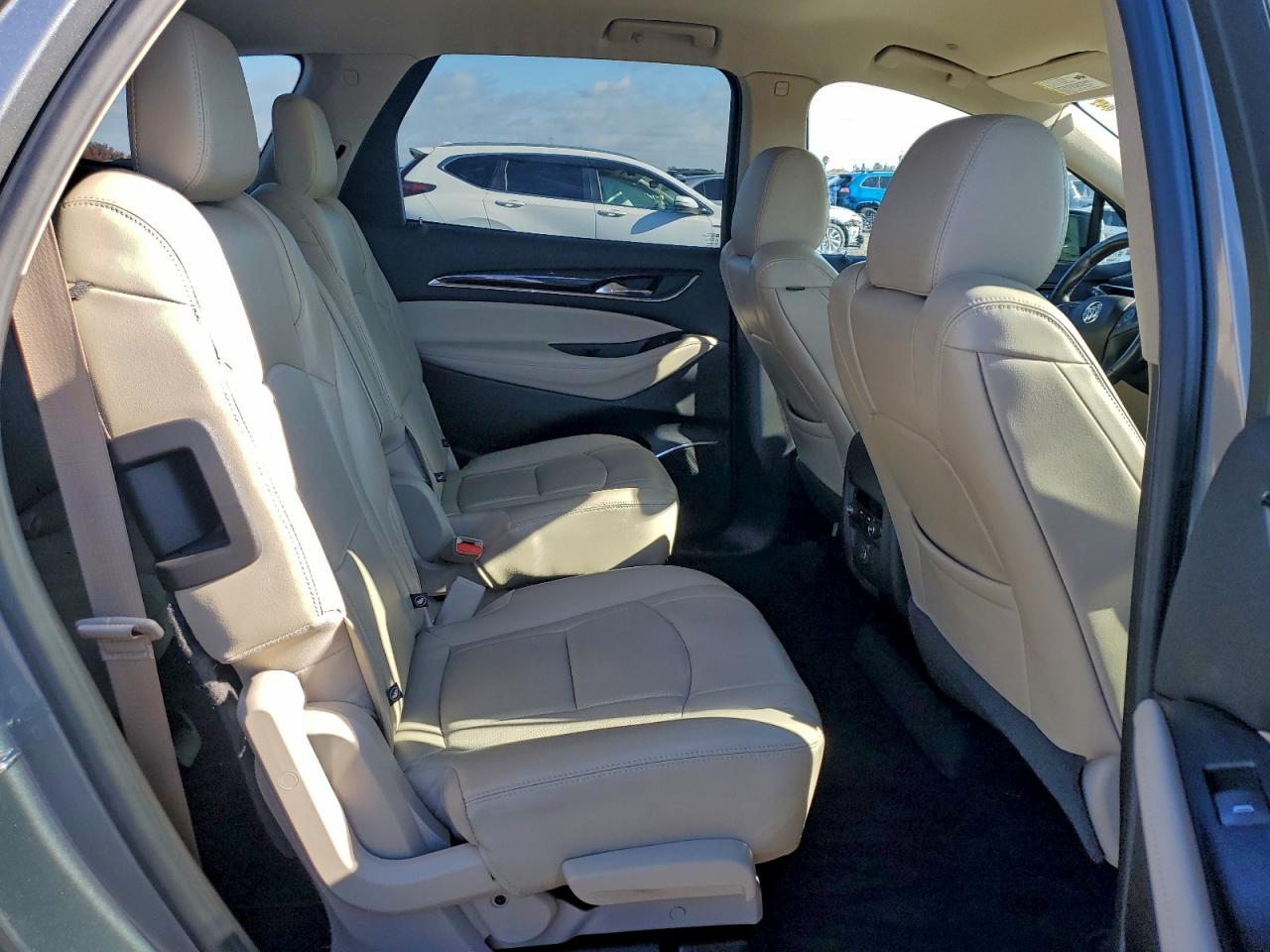 2018 Buick Enclave Essence VIN: 5GAEVAKW9JJ263602 Lot: 93495825