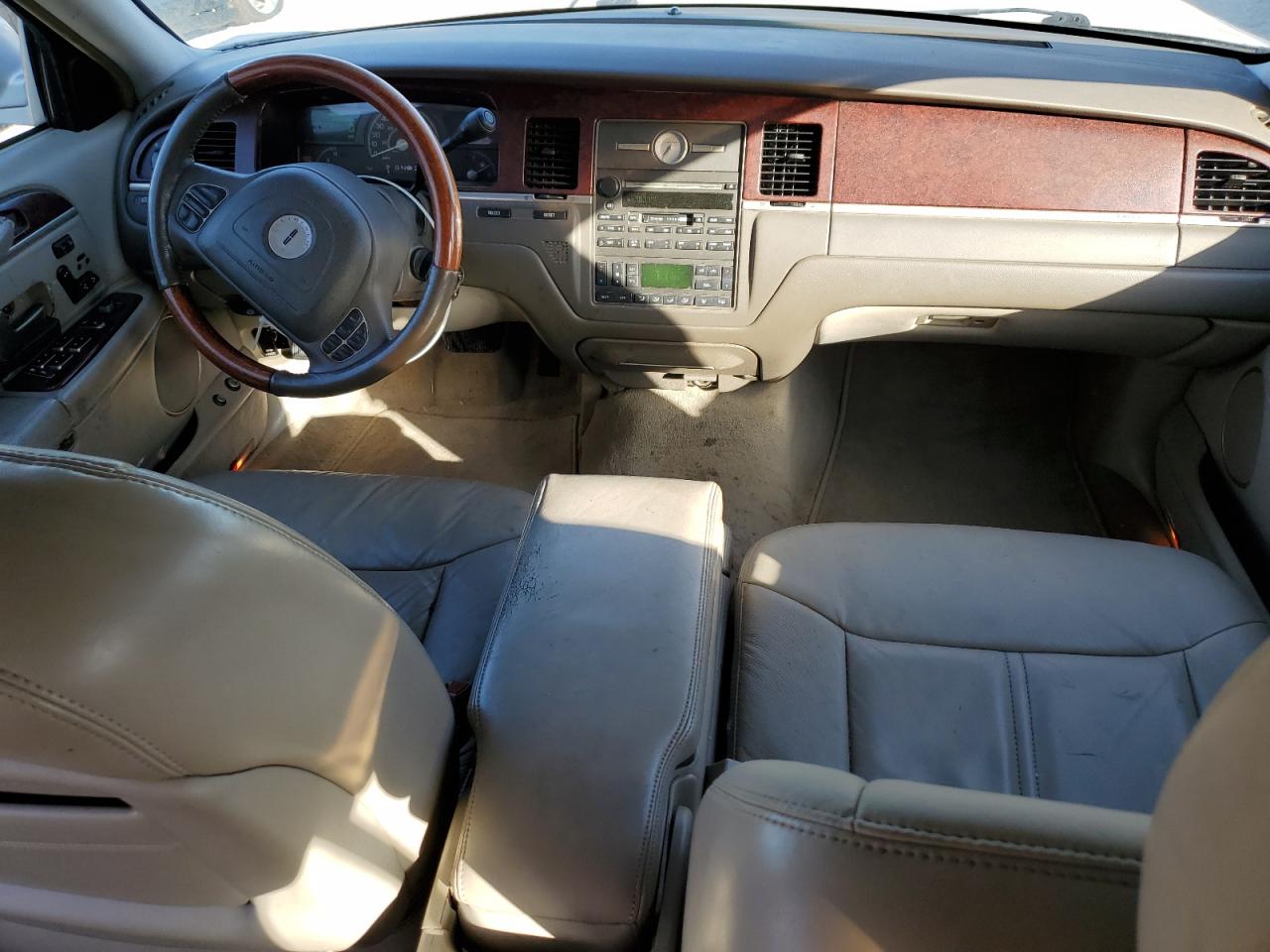 2004 Lincoln Town Car Ultimate VIN: 1LNHM83W54Y602305 Lot: 91967665