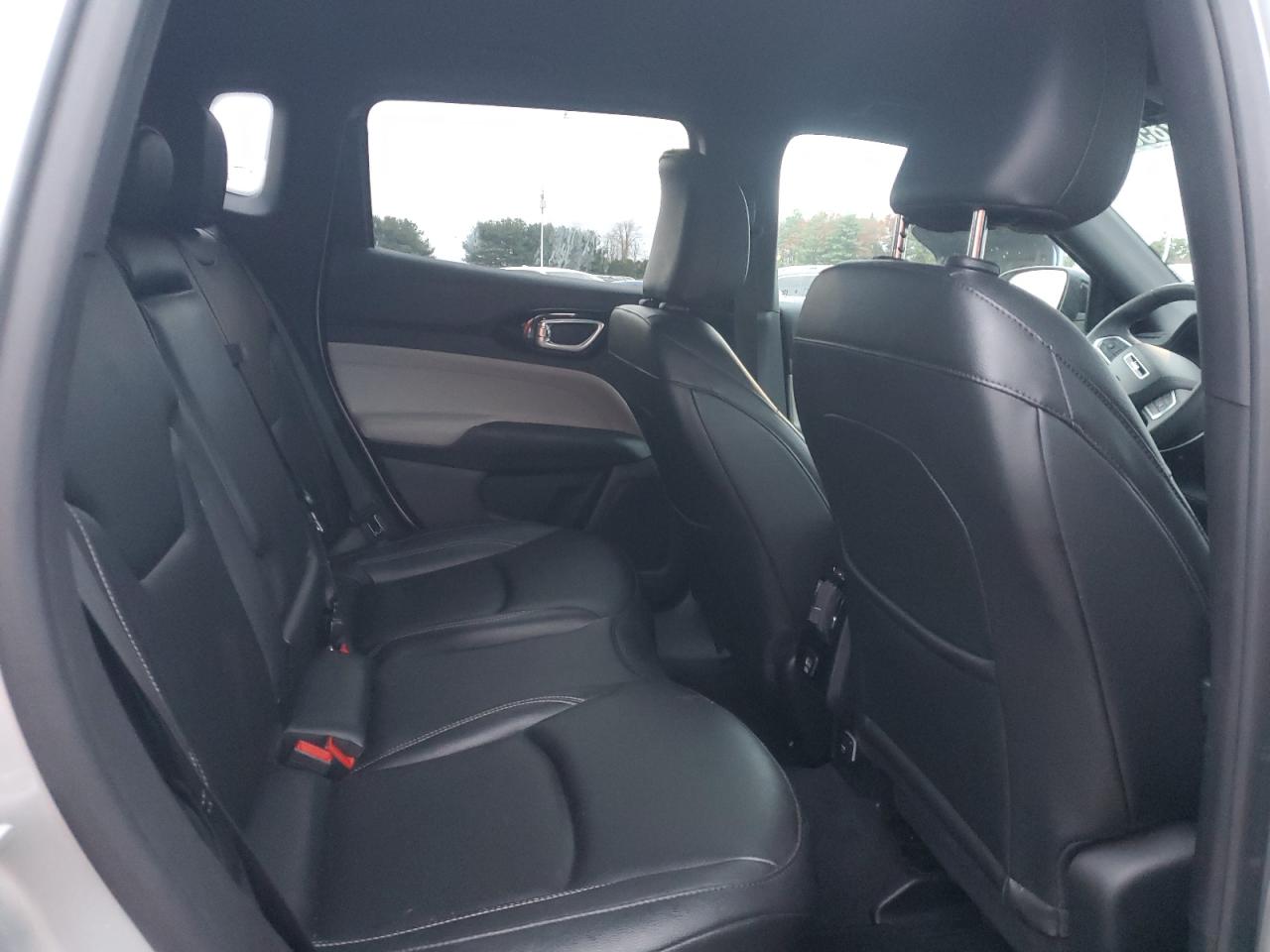 2025 Jeep Compass Limited VIN: 3C4NJDCNXST518169 Lot: 92853425