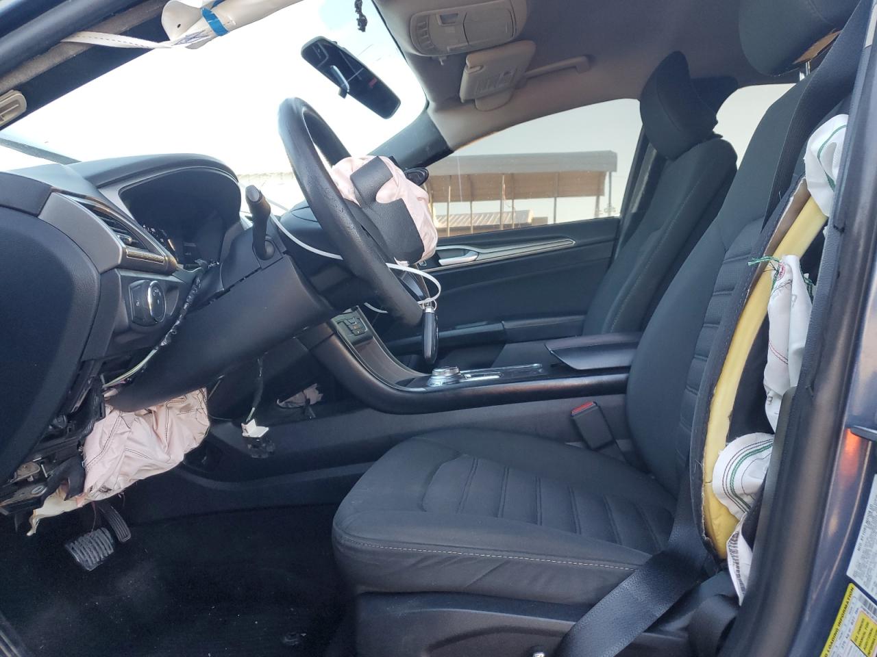 2018 Ford Fusion Se VIN: 3FA6P0H7XJR155945 Lot: 92663785