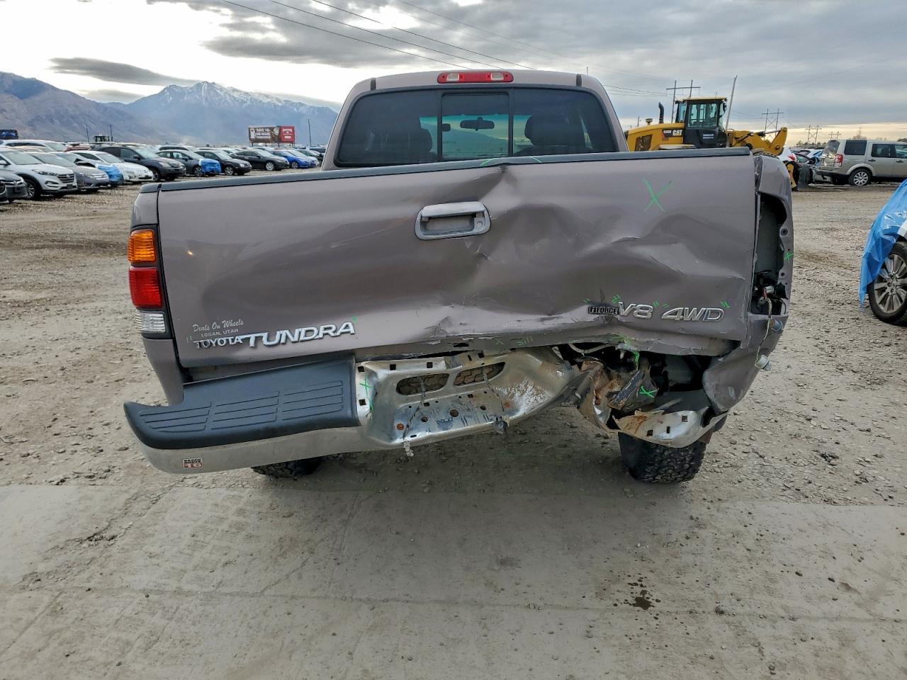 2001 Toyota Tundra Access Cab Limited VIN: 5TBBT48191S143038 Lot: 92664595