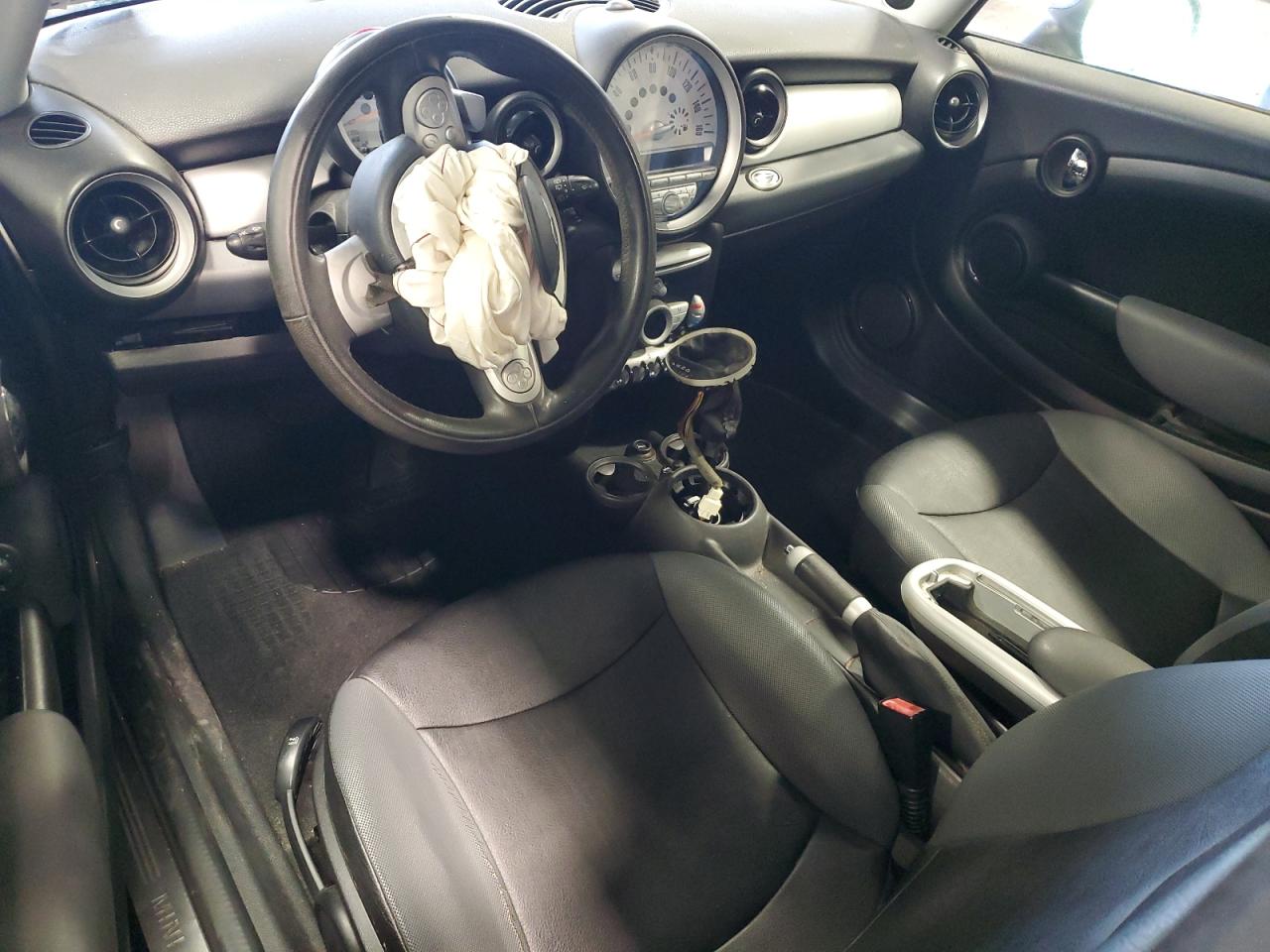 2008 Mini Cooper VIN: WMWMF33598TT66023 Lot: 93354645