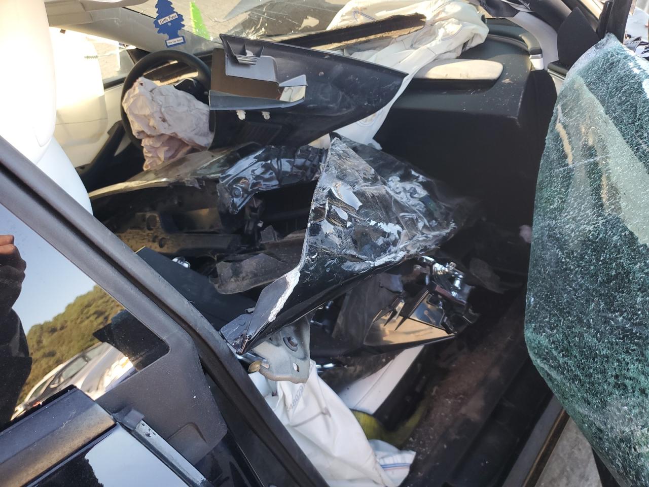 2024 Tesla Model 3 VIN: 5YJ3E1EA4RF855577 Lot: 92073755