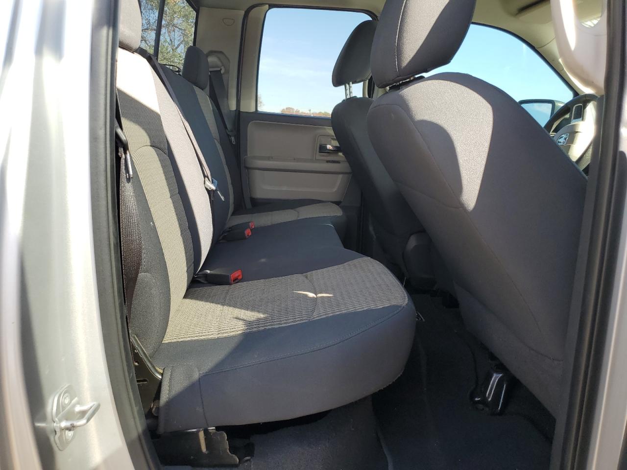 2010 Dodge Ram 1500 VIN: 1D7RV1GP5AS182405 Lot: 91682125