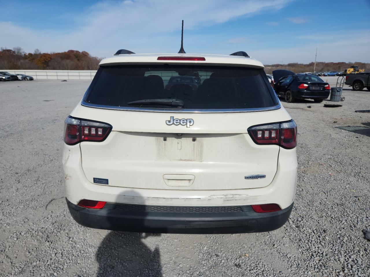 2017 Jeep Compass Latitude VIN: 3C4NJCBB1HT690603 Lot: 93528385