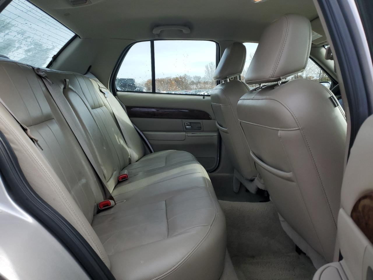 2010 Mercury Grand Marquis Ls VIN: 2MEBM7FV3AX624689 Lot: 92419705