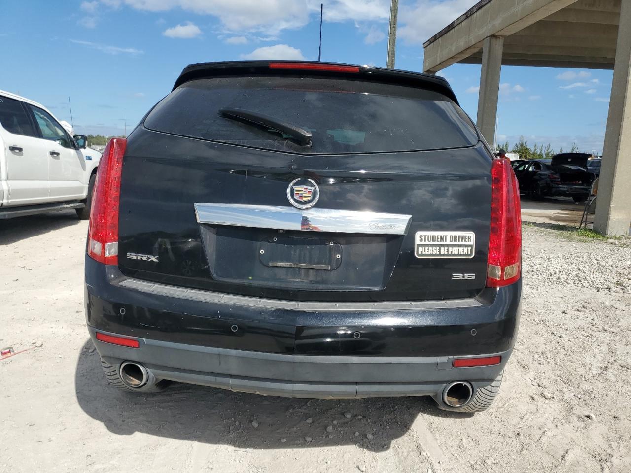 2015 Cadillac Srx Performance Collection VIN: 3GYFNCE39FS561258 Lot: 90228155