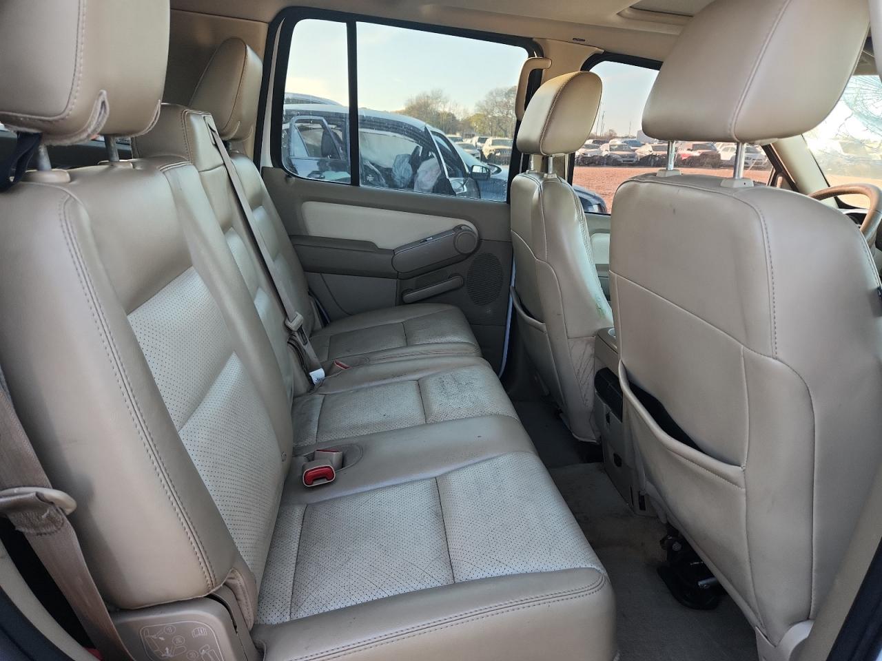 2007 Mercury Mountaineer Luxury VIN: 4M2EU37E67UJ14028 Lot: 92277335