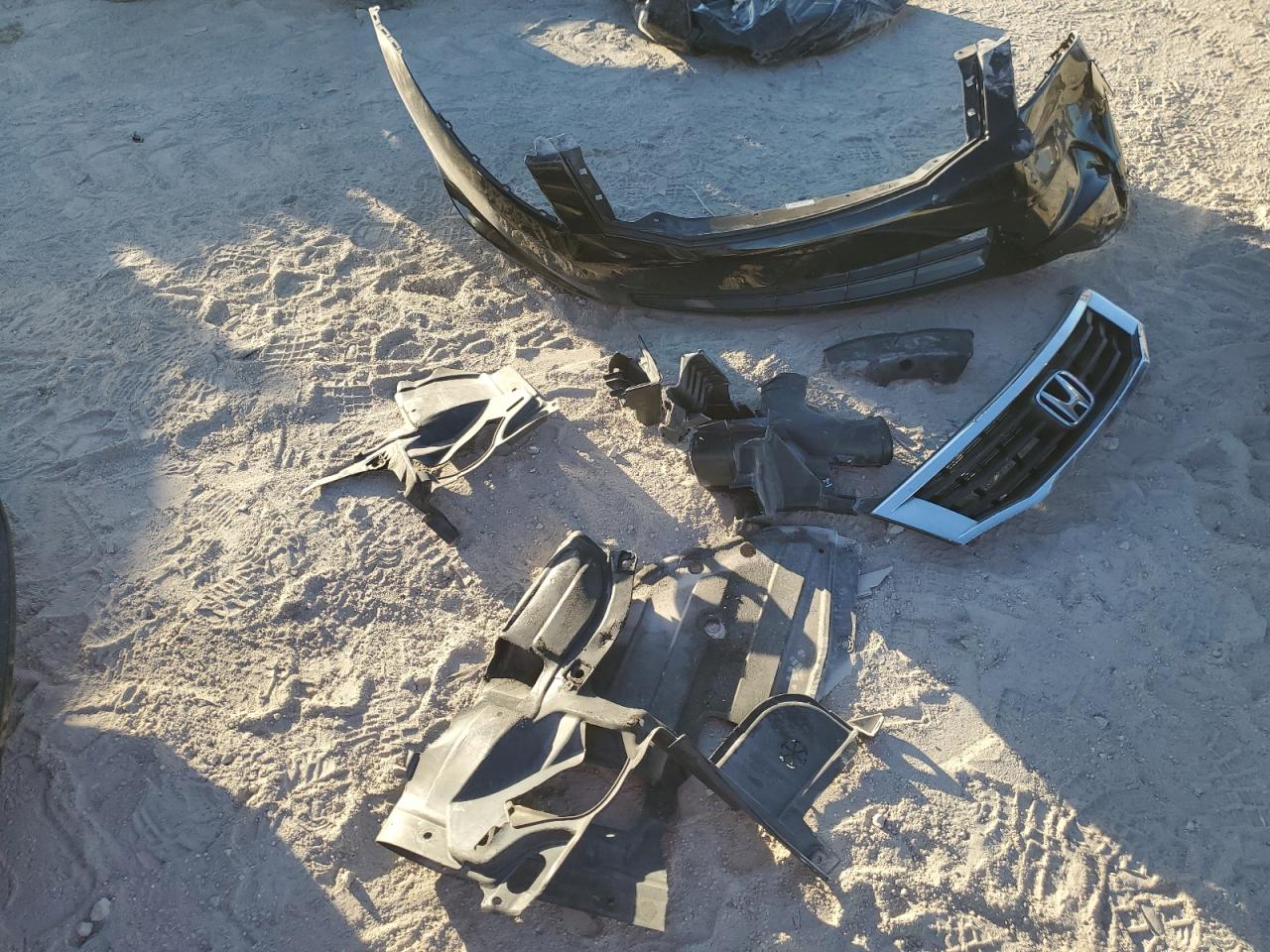 2010 Honda Accord Exl VIN: 1HGCP2F8XAA187990 Lot: 97102785