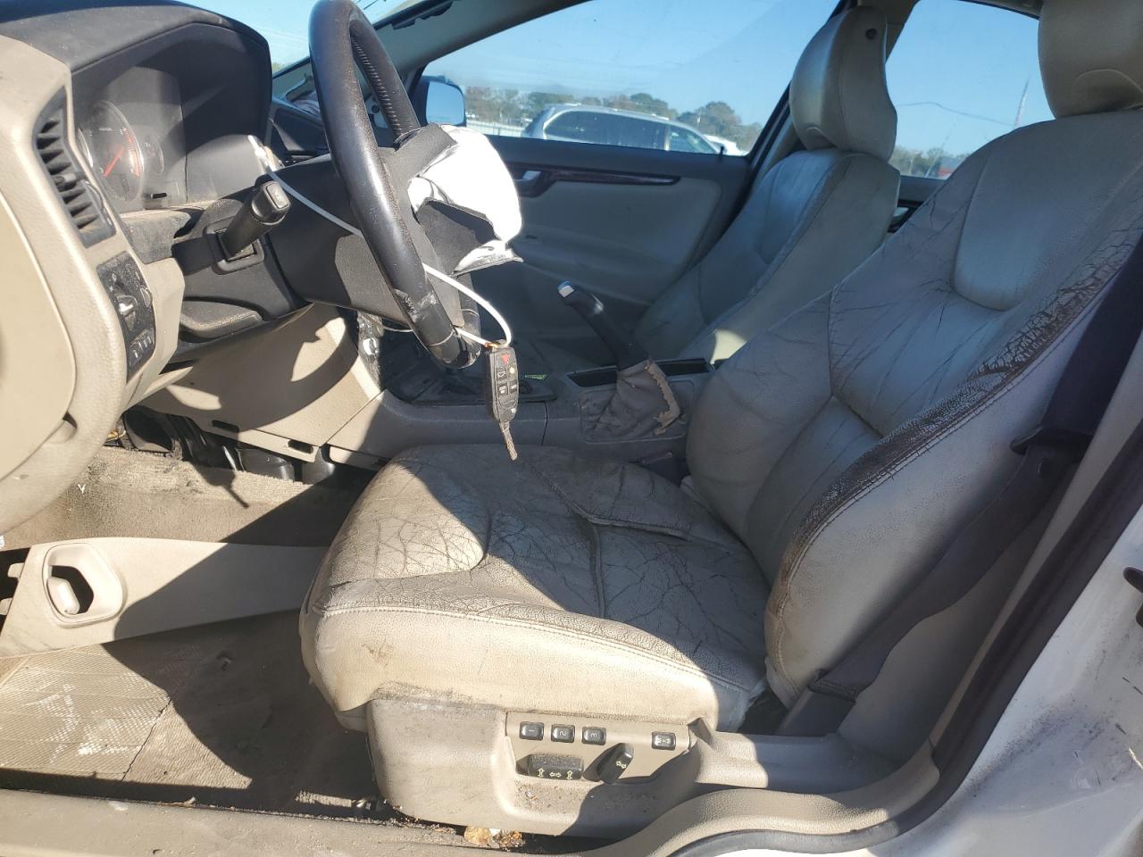 2004 Volvo S60 VIN: YV1RS61T042344378 Lot: 94641355