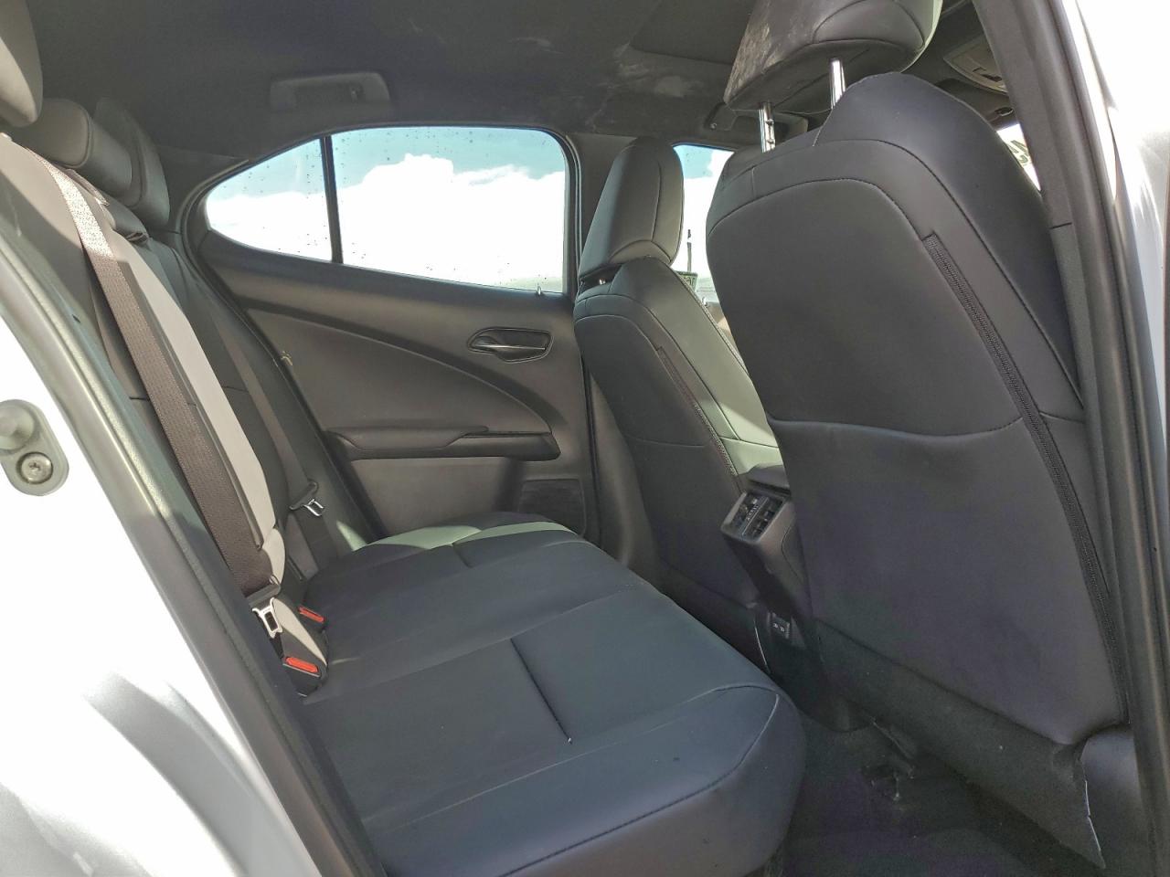 2023 Lexus Ux 250H Base VIN: JTHB6JBH6P2150773 Lot: 93924535