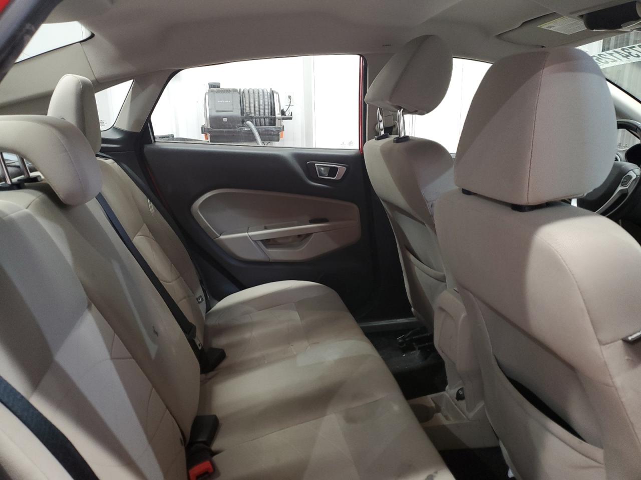 2015 Ford Fiesta Se VIN: 3FADP4BJ9FM140585 Lot: 93734125