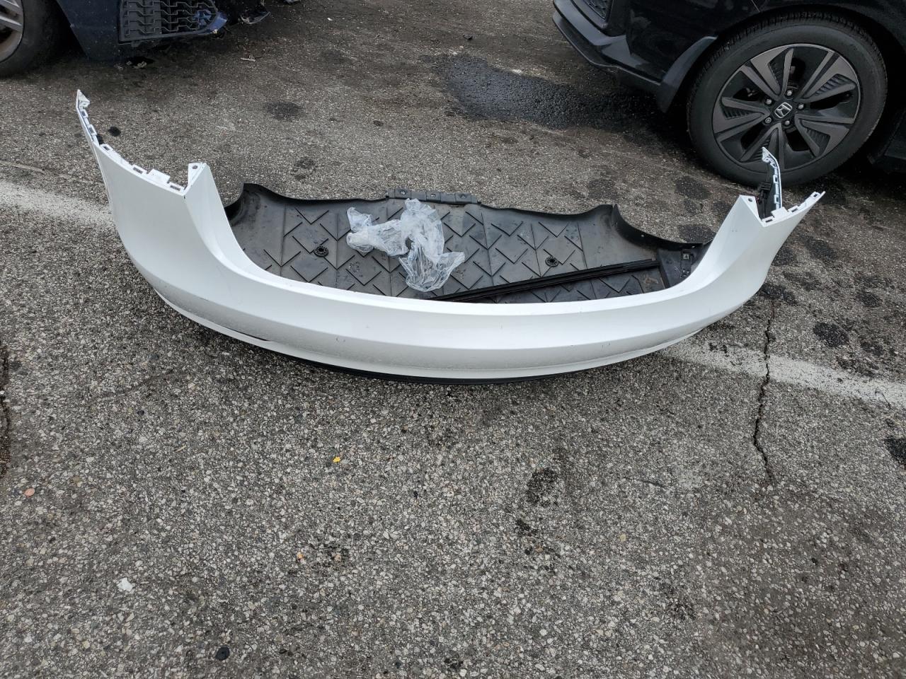 2022 Tesla Model 3 VIN: 5YJ3E1EB0NF351921 Lot: 92837385