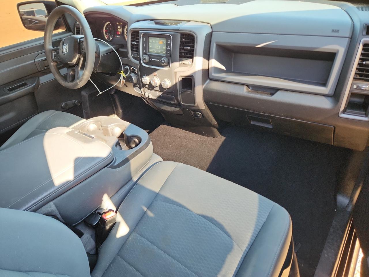 2019 Ram 1500 Classic Tradesman VIN: 3C6JR6AT5KG507584 Lot: 91593185