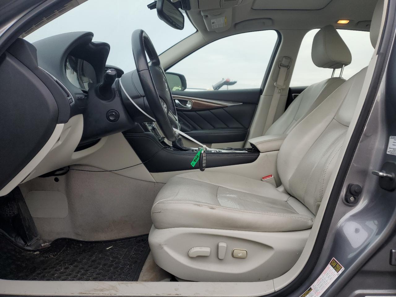 2015 Infiniti Q50 Base VIN: JN1BV7AR2FM399658 Lot: 92320885