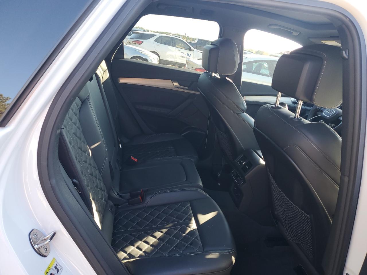 2021 Audi Sq5 Premium Plus VIN: WA1B4AFY8M2025975 Lot: 92186075