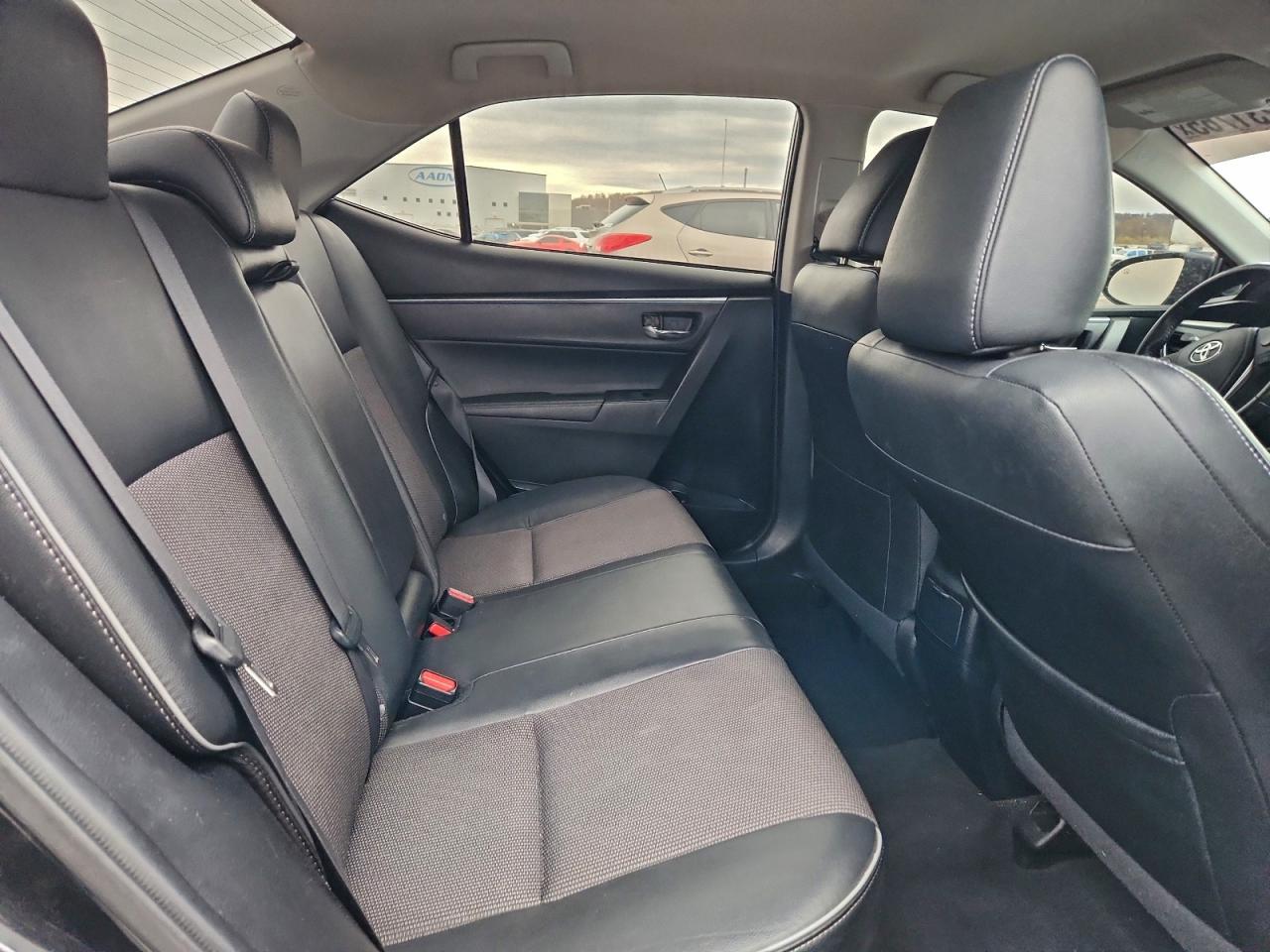 2015 Toyota Corolla L VIN: 2T1BURHE2FC434338 Lot: 94231765