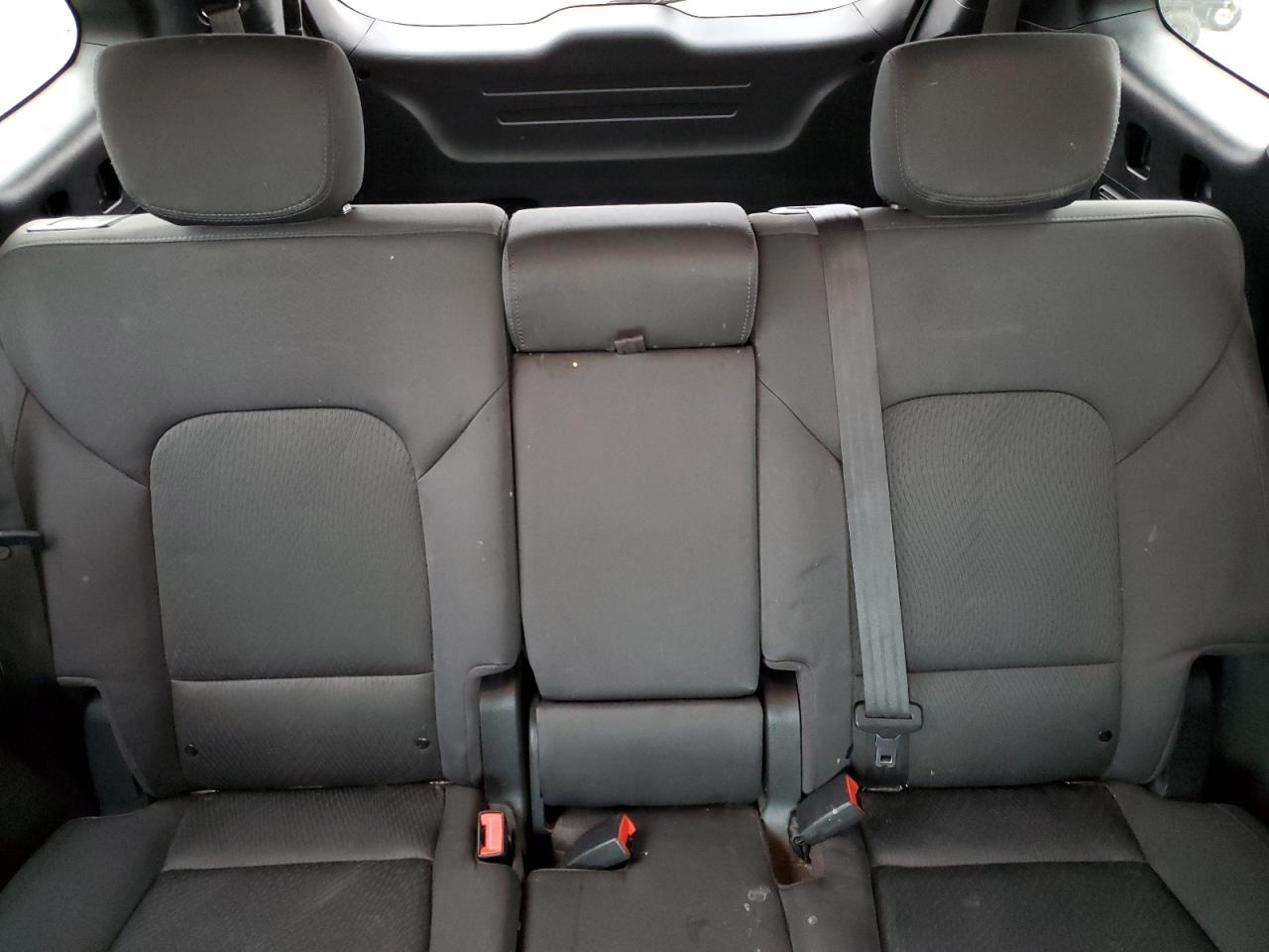 2017 Hyundai Santa Fe Se VIN: KM8SNDHF3HU185686 Lot: 92713985