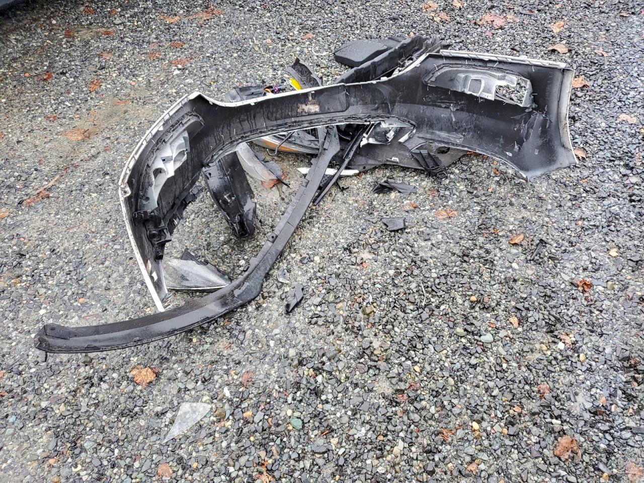 2015 Ford Focus Se VIN: 1FADP3F21FL241795 Lot: 93789405