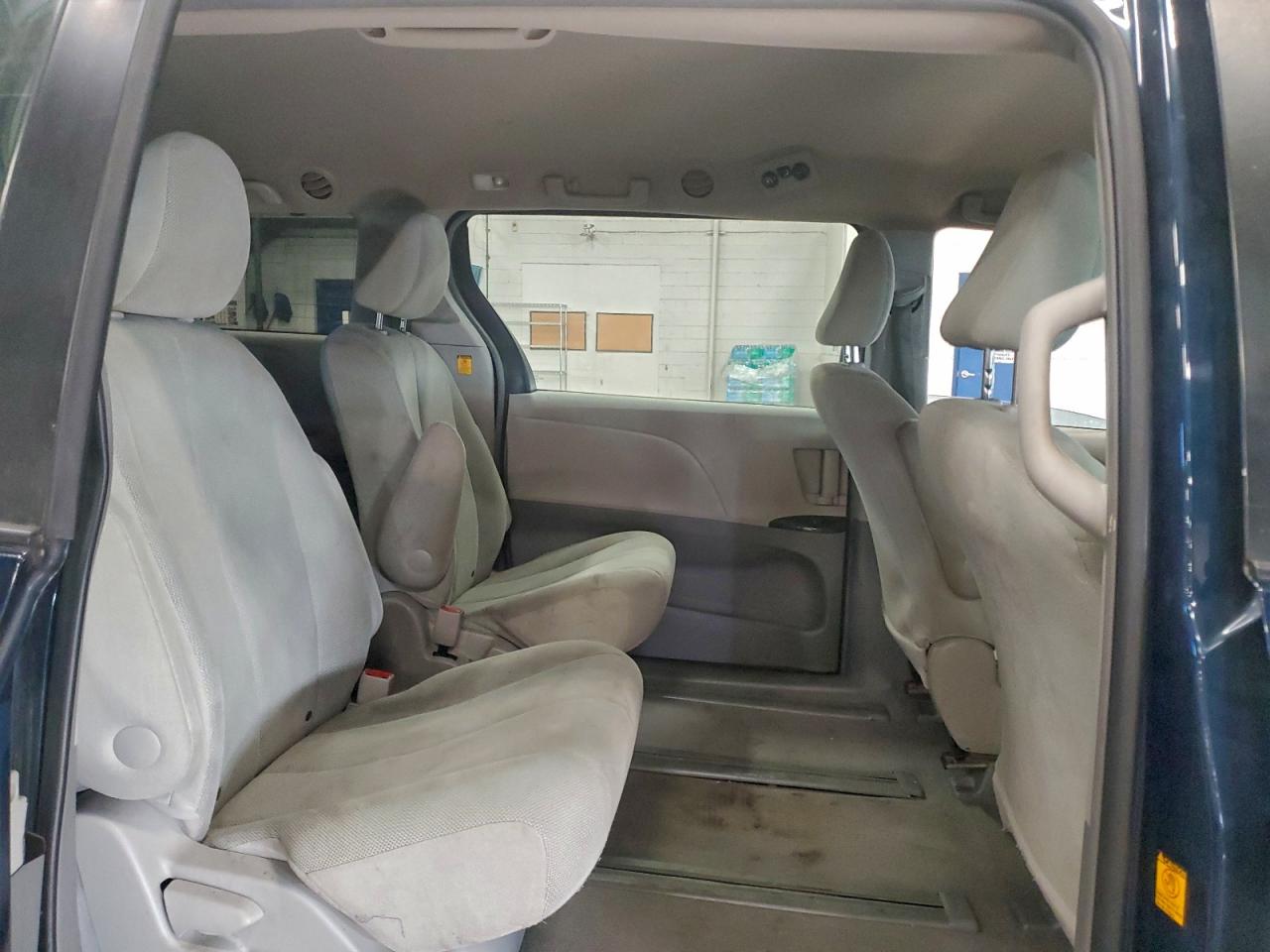 2011 Toyota Sienna VIN: 5TDZK3DC9BS094242 Lot: 94259735