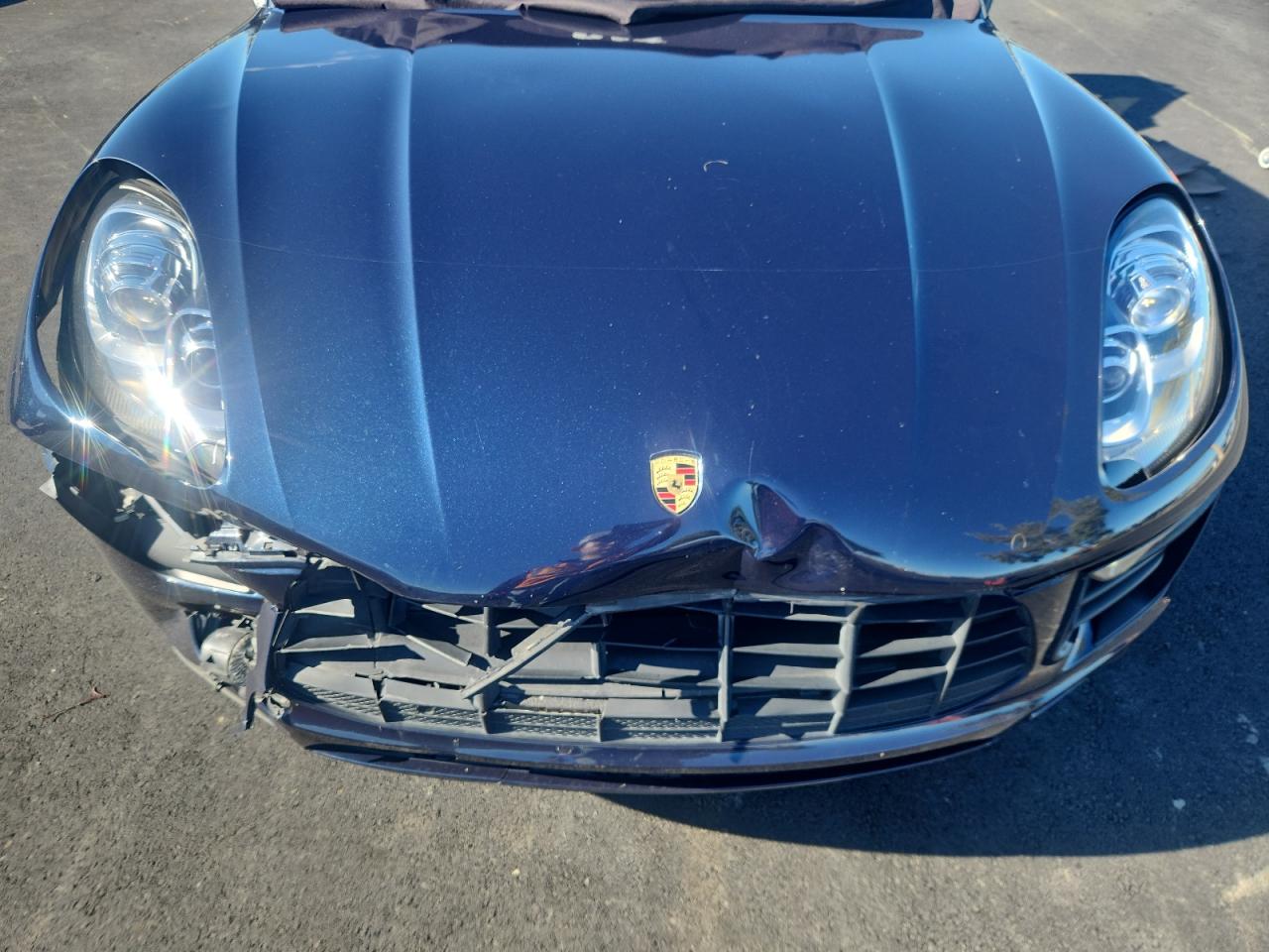 2018 Porsche Macan S VIN: WP1AB2A5XJLB34596 Lot: 92921955