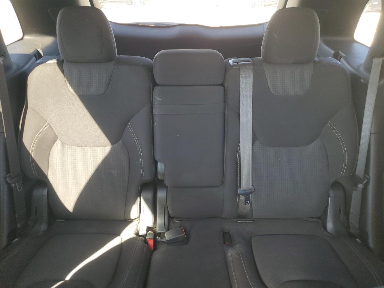 2016 Jeep Cherokee Latitude VIN: 1C4PJMCB2GW210333 Lot: 92197185