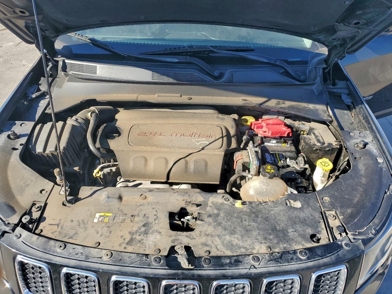 2021 Jeep Compass Latitude VIN: 3C4NJDBB9MT560696 Lot: 90951955