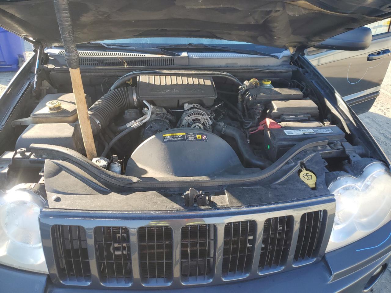 2007 Jeep Grand Cherokee Laredo VIN: 1J8GR48K37C556340 Lot: 90517645