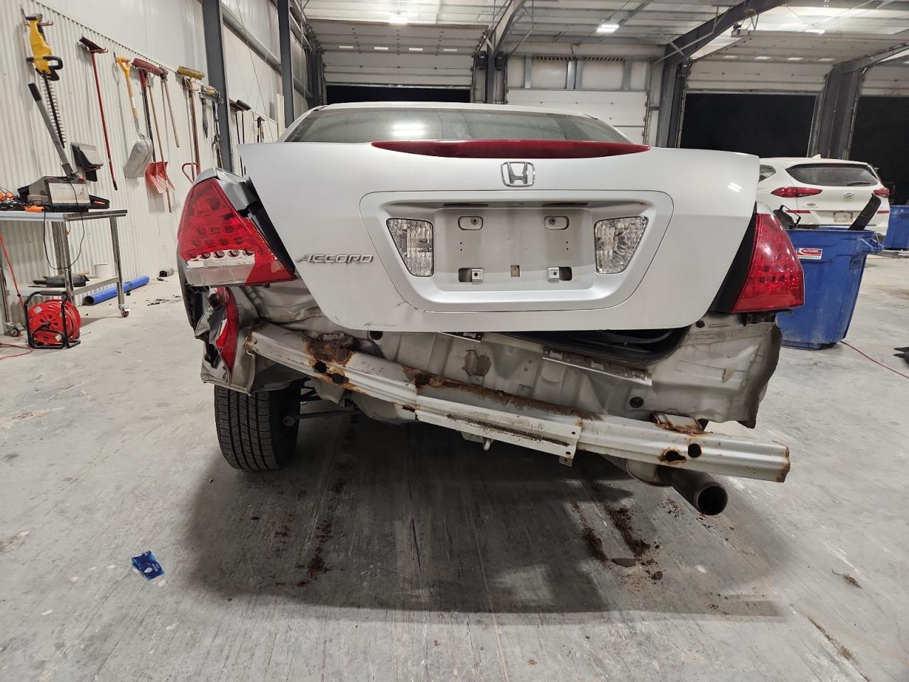 2006 Honda Accord Lx VIN: 1HGCM56486A129939 Lot: 92760695