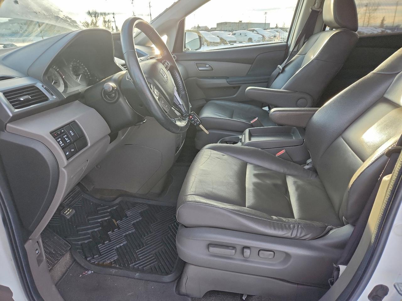 2012 Honda Odyssey Exl VIN: 5FNRL5H6XCB505988 Lot: 94100495