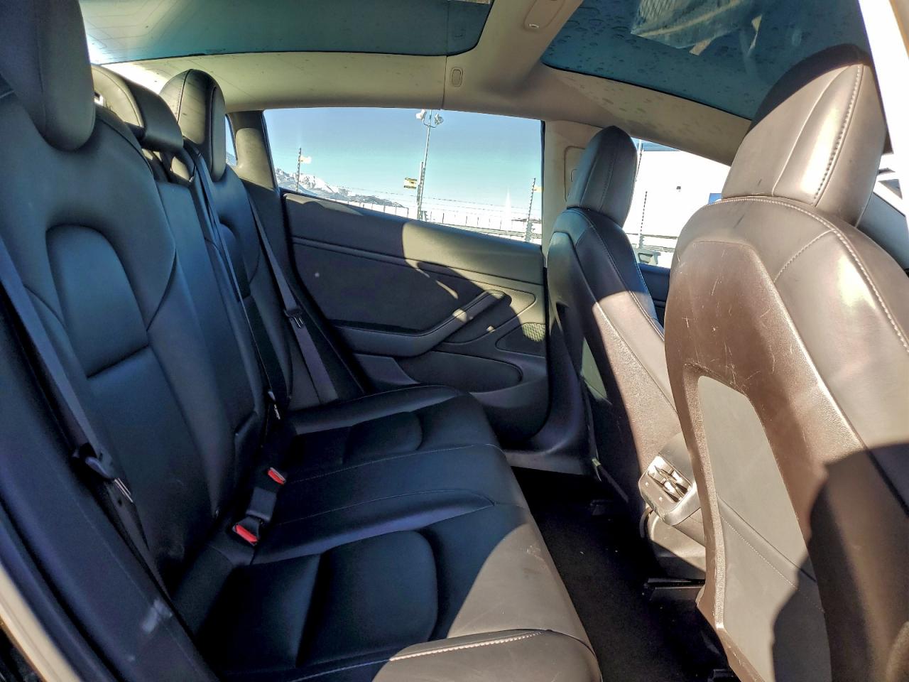 2019 Tesla Model 3 VIN: 5YJ3E1EB8KF198958 Lot: 94281405