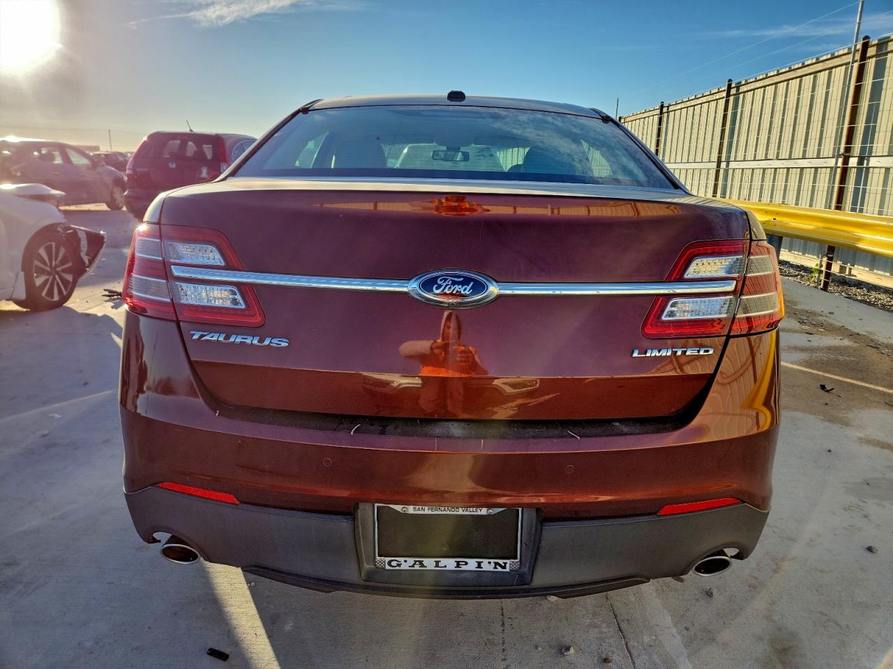 2016 Ford Taurus Limited VIN: 1FAHP2F85GG110976 Lot: 94653345