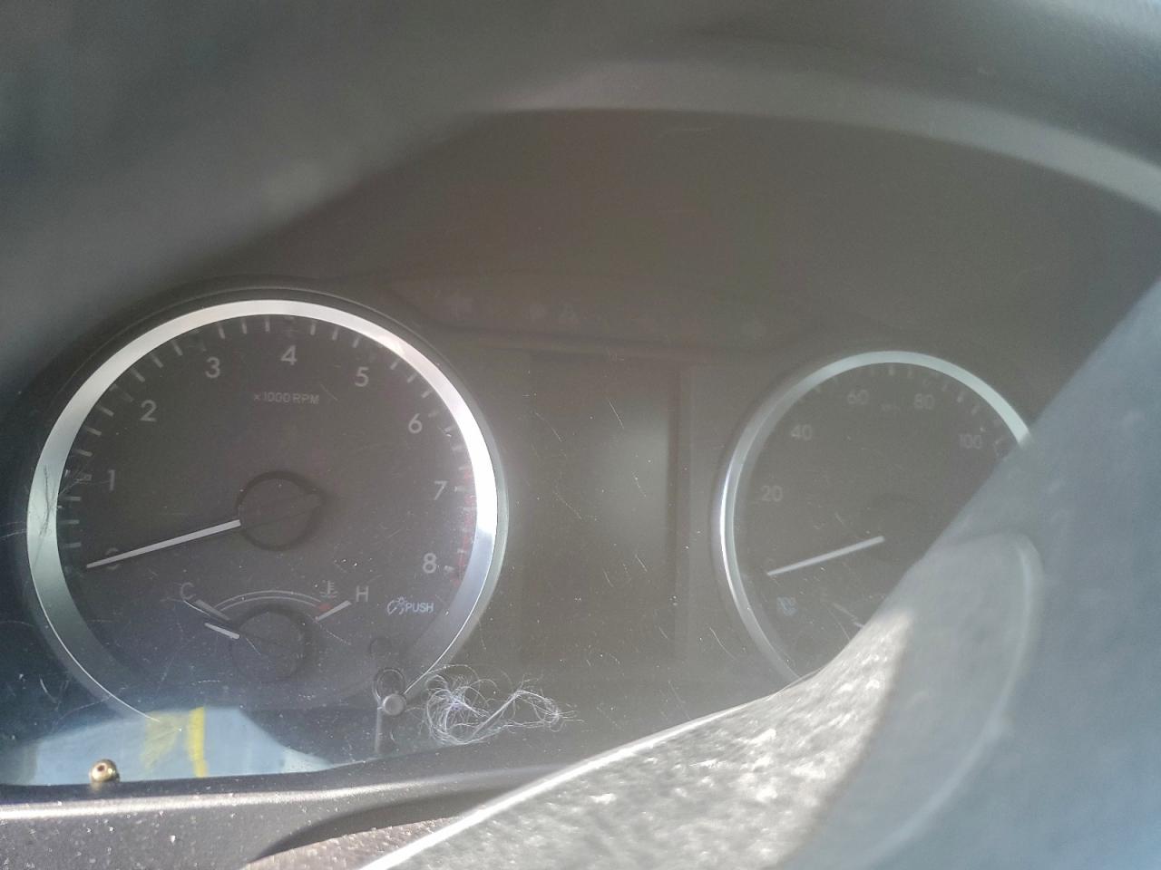 2018 Toyota Highlander Le VIN: 5TDZZRFH2JS250854 Lot: 94503565