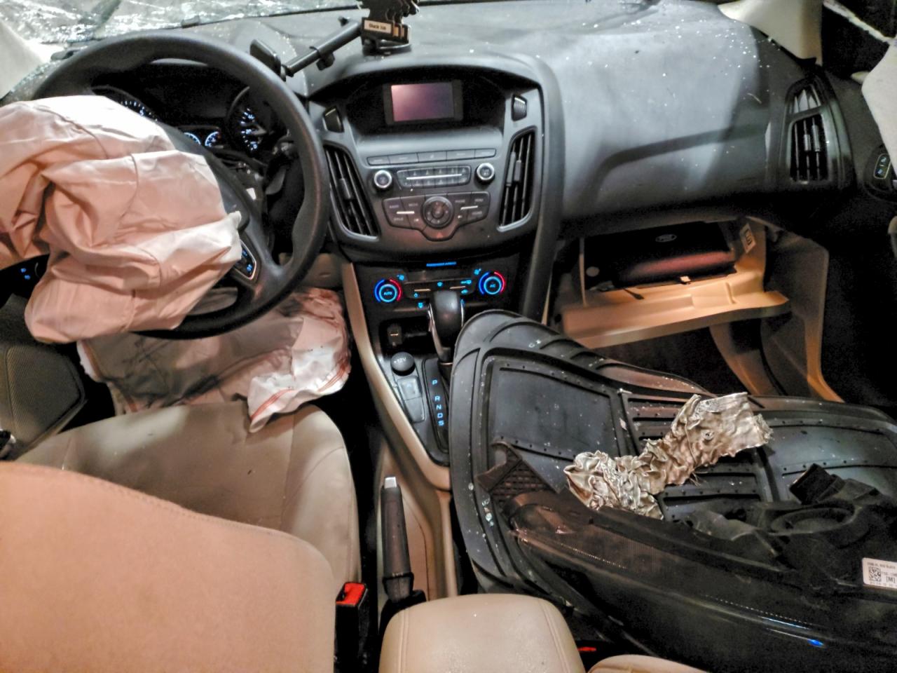 2018 Ford Focus Se VIN: 1FADP3FE6JL260989 Lot: 94250735