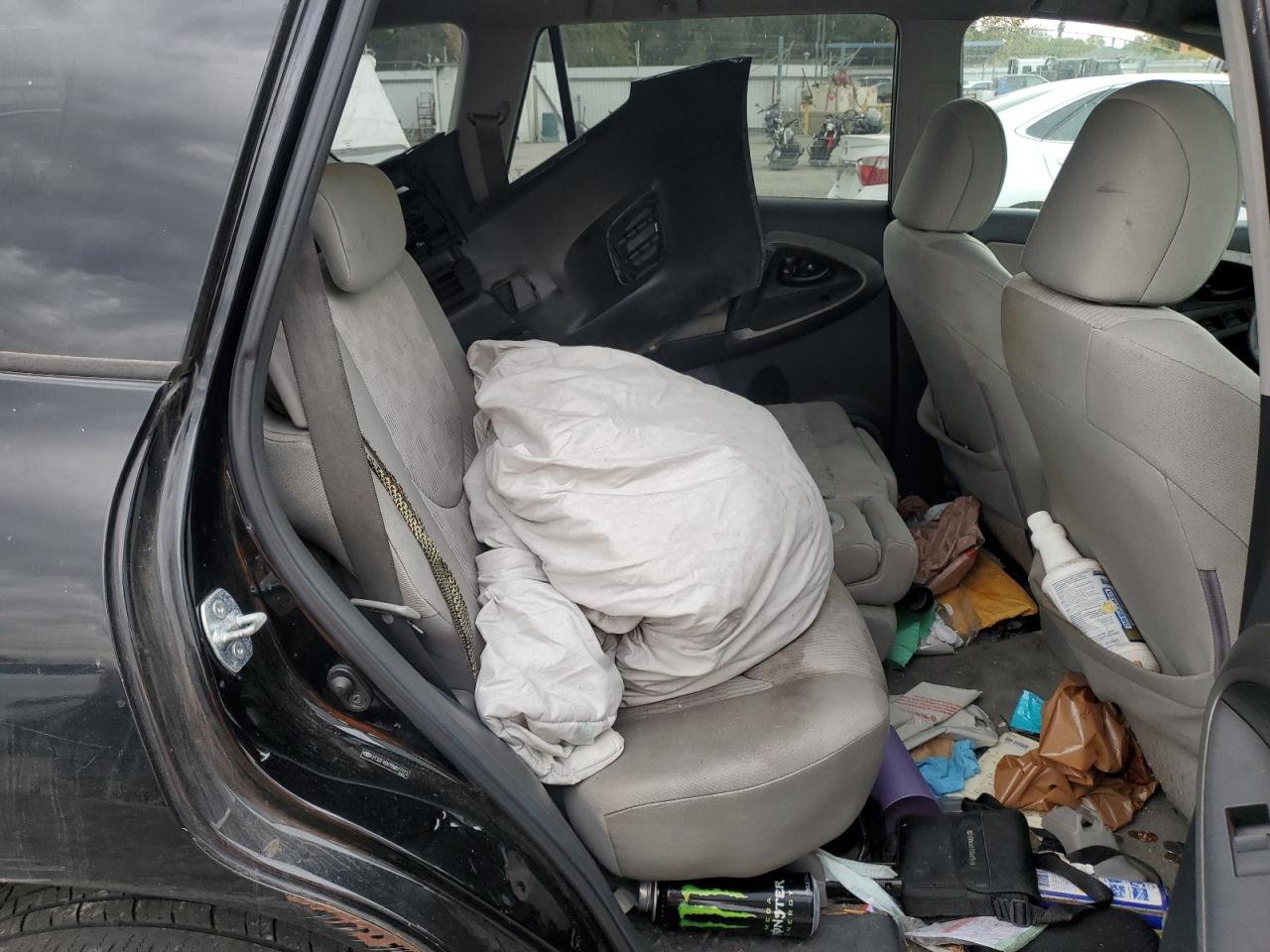 2011 Toyota Rav4 VIN: 2T3ZF4DV7BW077773 Lot: 92670855