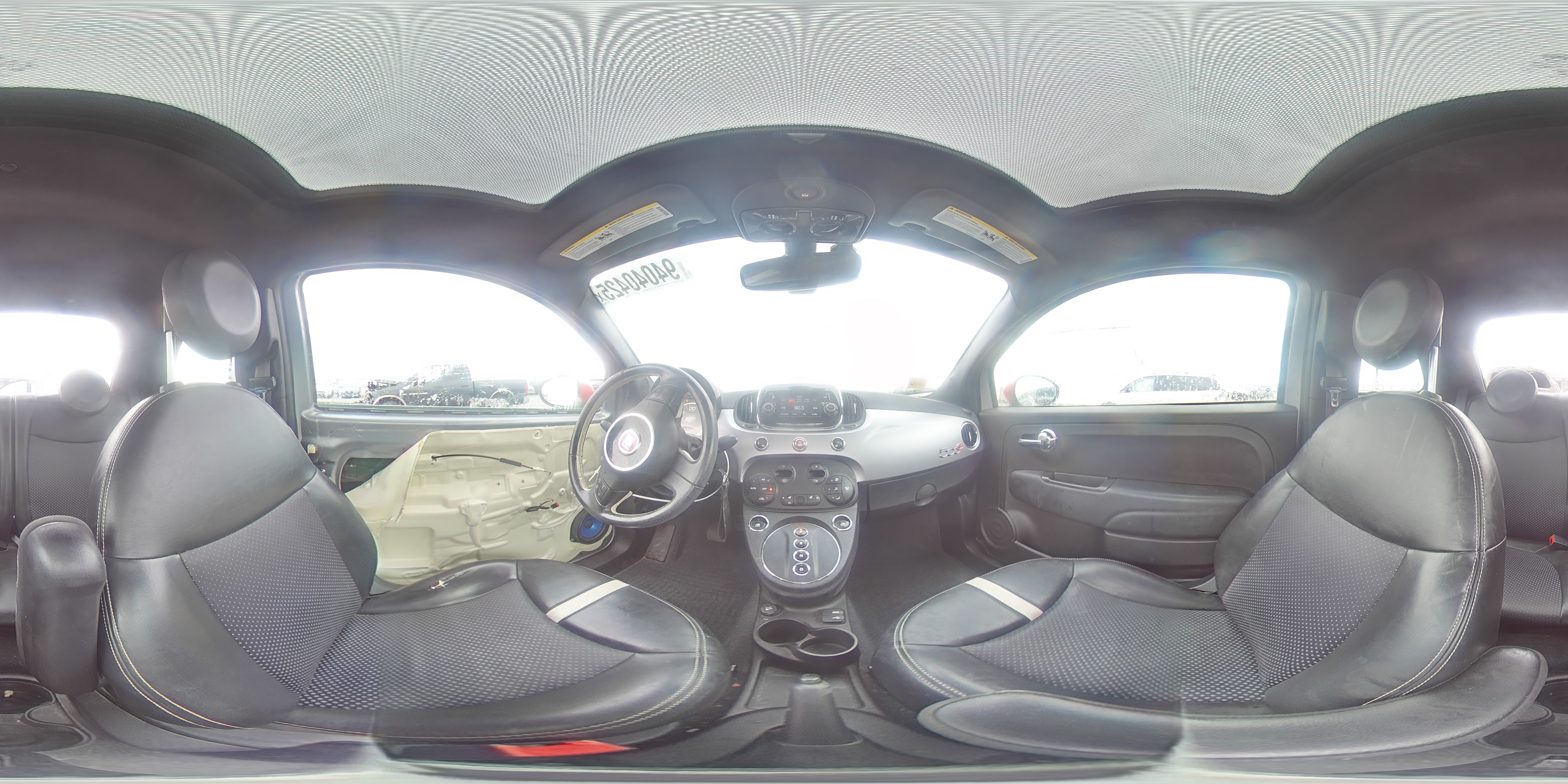 2018 Fiat 500 Electric VIN: 3C3CFFGE3JT369329 Lot: 94040425