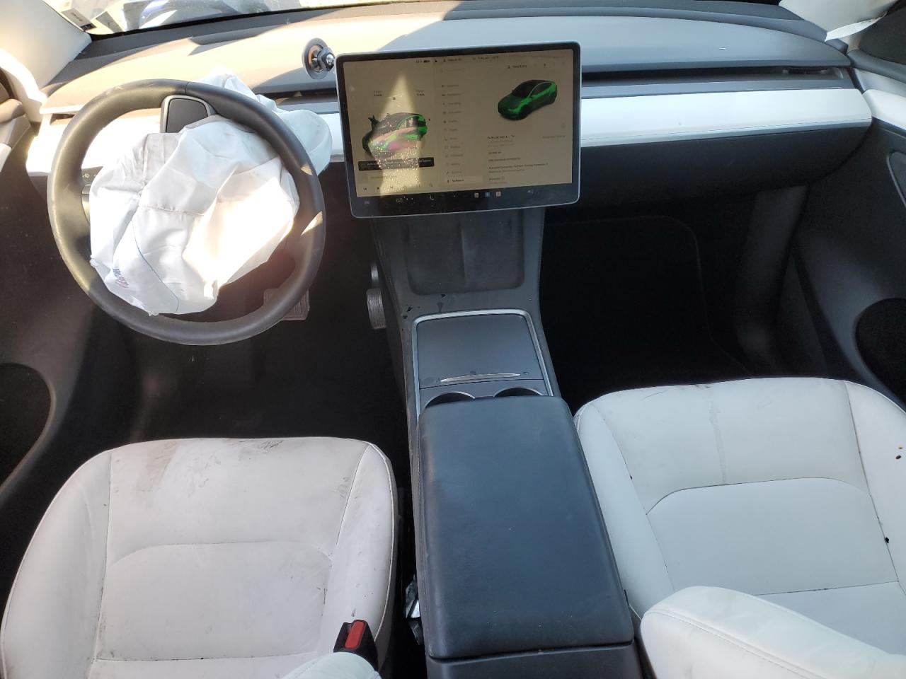 2023 Tesla Model Y VIN: 7SAYGAEEXPF868126 Lot: 92115305