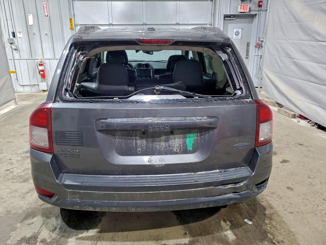 2015 Jeep Compass Latitude VIN: 1C4NJDEB3FD270653 Lot: 92580665