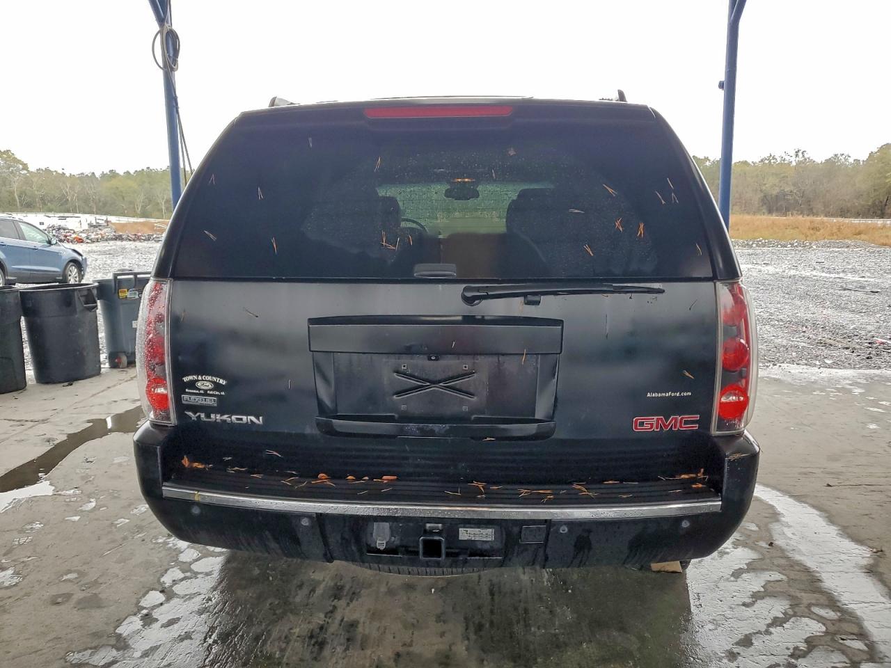 2010 GMC Yukon Denali VIN: 1GKUKEEF8AR288874 Lot: 94062375