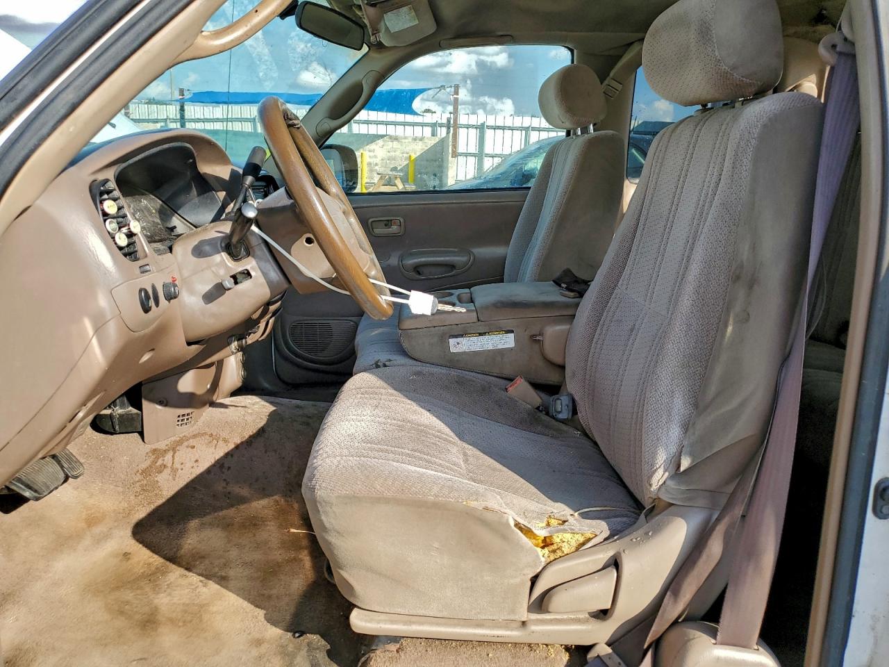 2000 Toyota Tundra Access Cab VIN: 5TBRT3419YS014452 Lot: 93680895