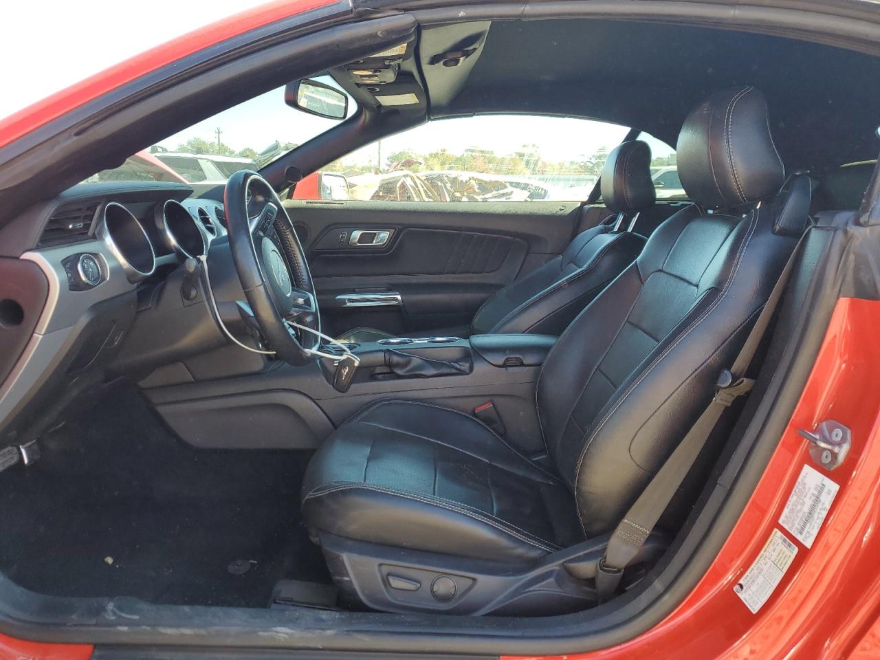 2020 Ford Mustang VIN: 1FATP8UH9L5125938 Lot: 90917235