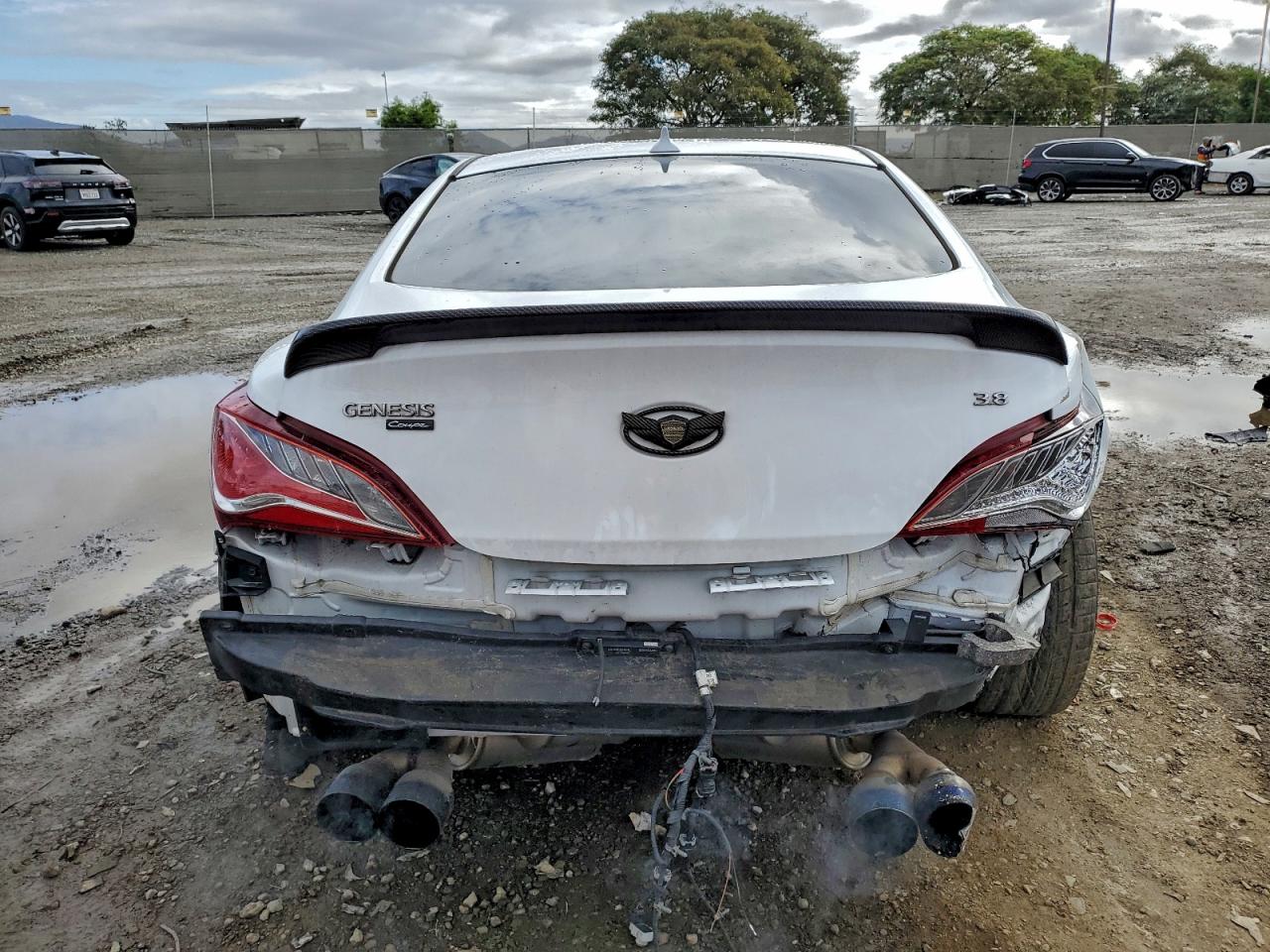 2013 Hyundai Genesis Coupe 3.8L VIN: KMHHU6KJ8DU113317 Lot: 93722875