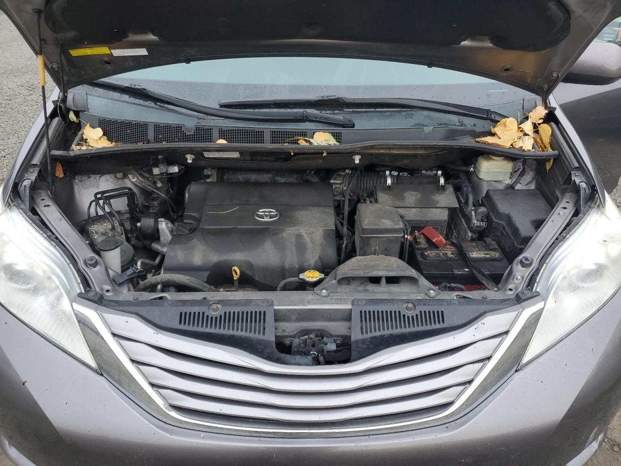 2015 Toyota Sienna Xle VIN: 5TDDK3DC6FS105567 Lot: 92304545