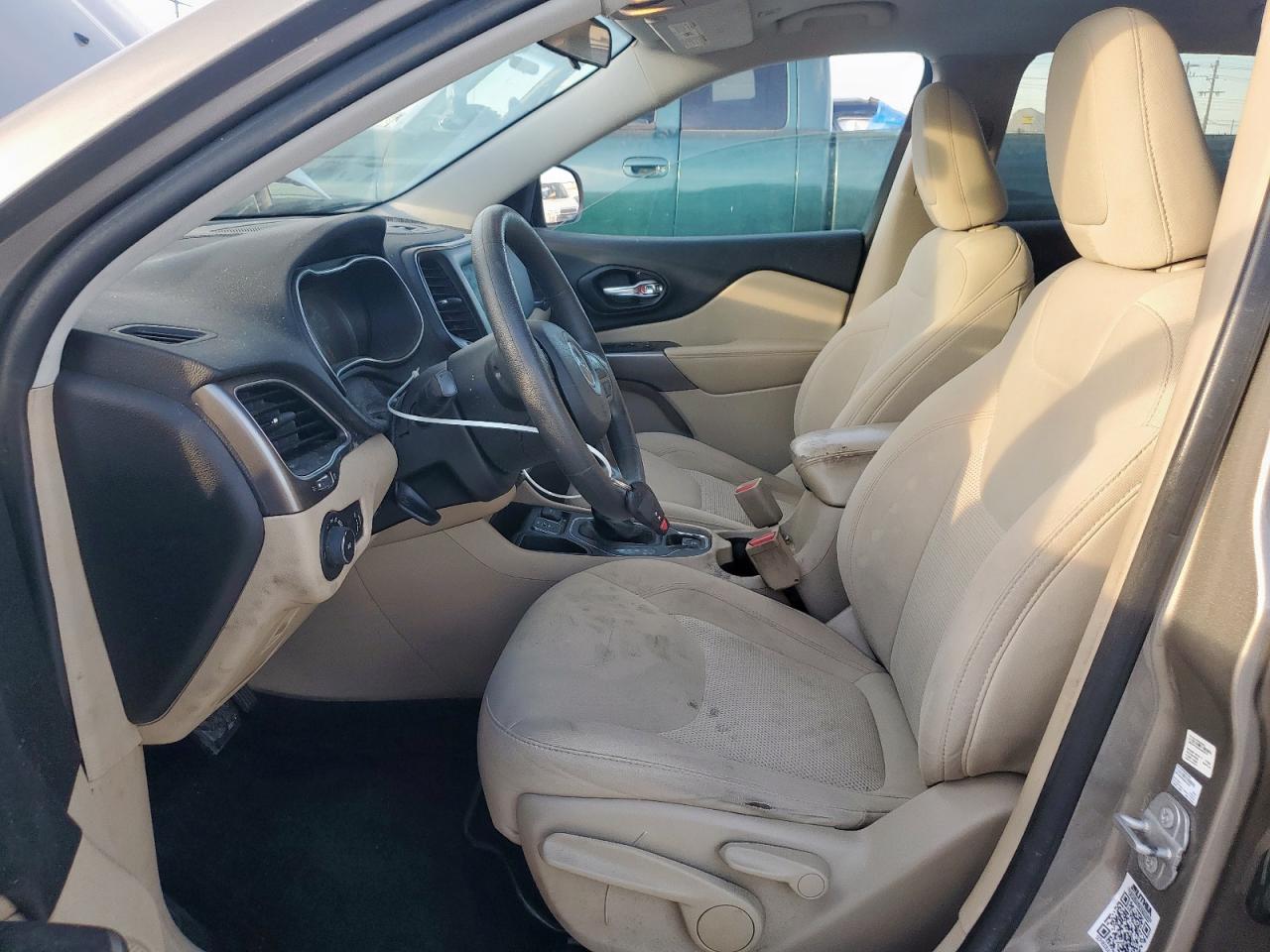 2019 Jeep Cherokee Latitude VIN: 1C4PJLCB0KD264390 Lot: 91625395