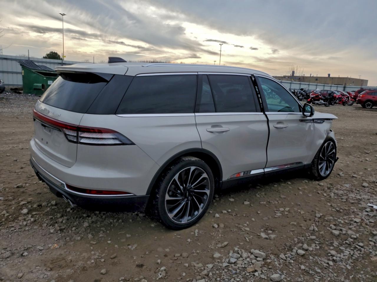 2025 Lincoln Aviator Reserve VIN: 5LM5J7XC5SGL14788 Lot: 94109375