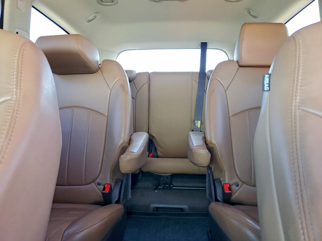 2014 Buick Enclave VIN: 5GAKRBKD3EJ250152 Lot: 92953025