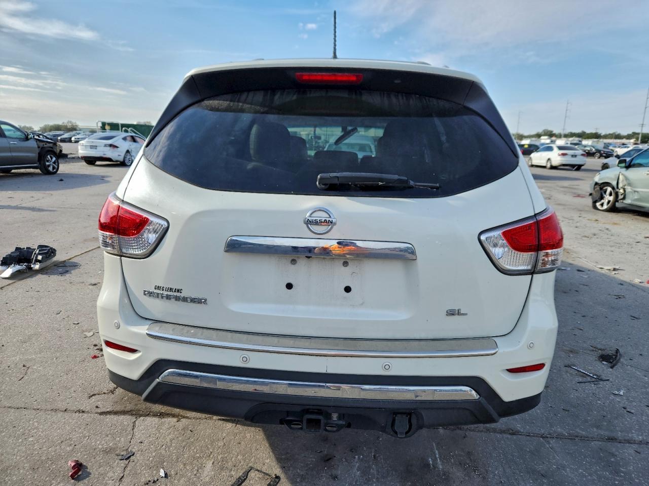 2015 Nissan Pathfinder S VIN: 5N1AR2MN7FC710916 Lot: 93119155