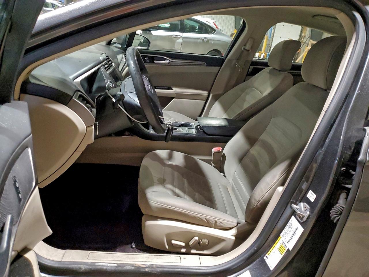 2017 Ford Fusion Se VIN: 3FA6P0H71HR236844 Lot: 93440965